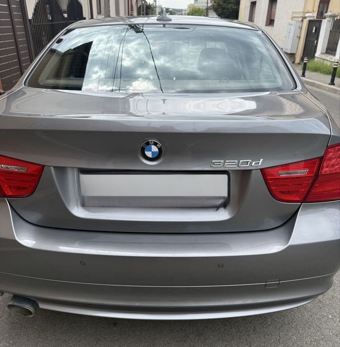 BMW 320d xDrive 4x4 | 2010 | 177 CP AUTOMATĂ