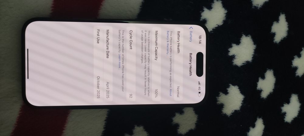 Vând iPhone 16 in stare foarte buna