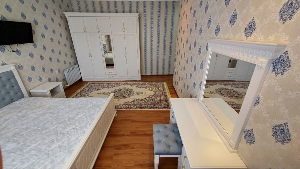 Спальный гарнитур