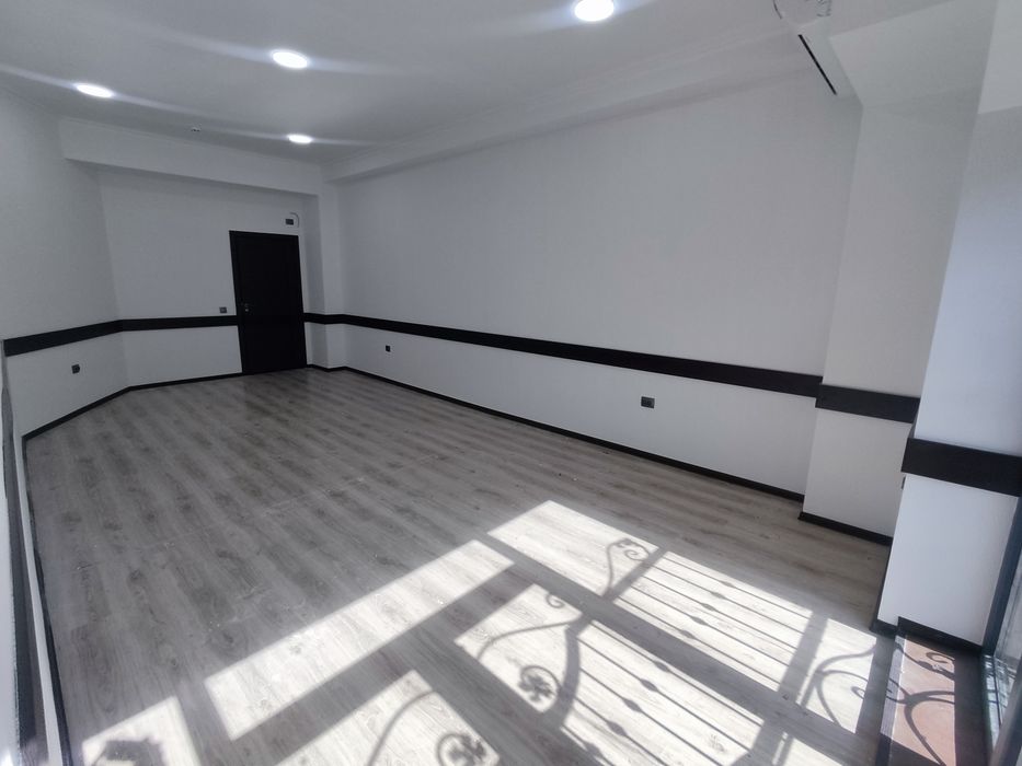 Аренда белого офиса на Ц1 возле гостиницы Тата