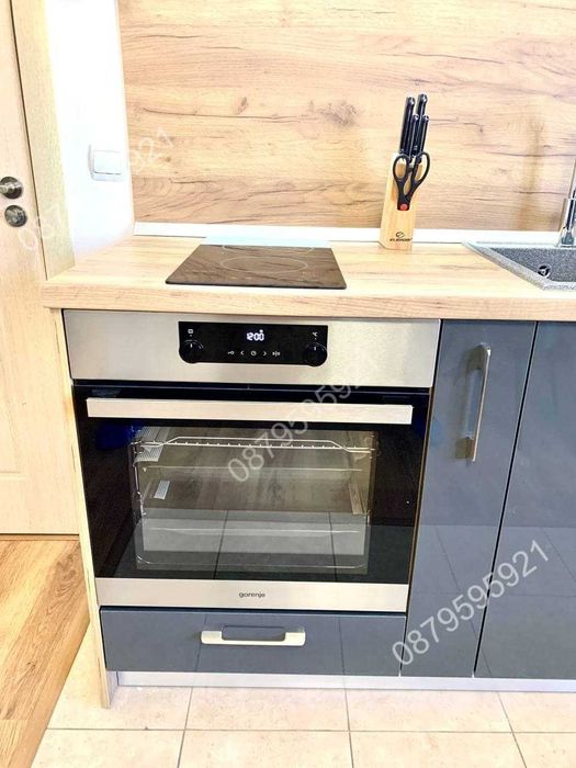 Дава се под наем Двустаен апартамент в Бургас, Център - 70 кв.м за 561 € - Снимка #6