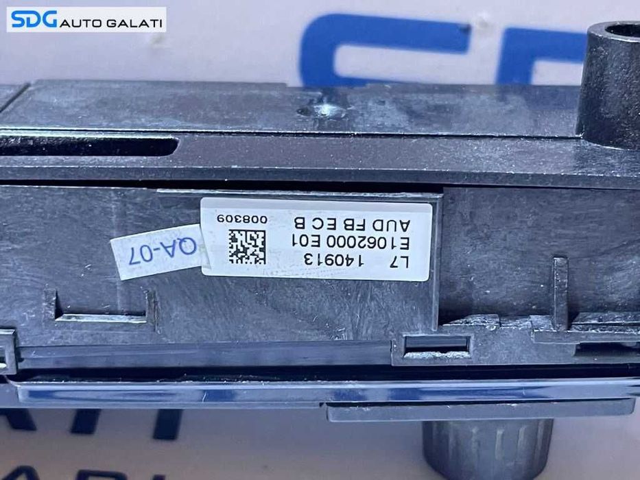 Panou Consola Comanda Buton Butoane Comenzi Unitate Radio CD Player BMW Seria 3 F30 F31 2010 - 2018 Cod E1062000
