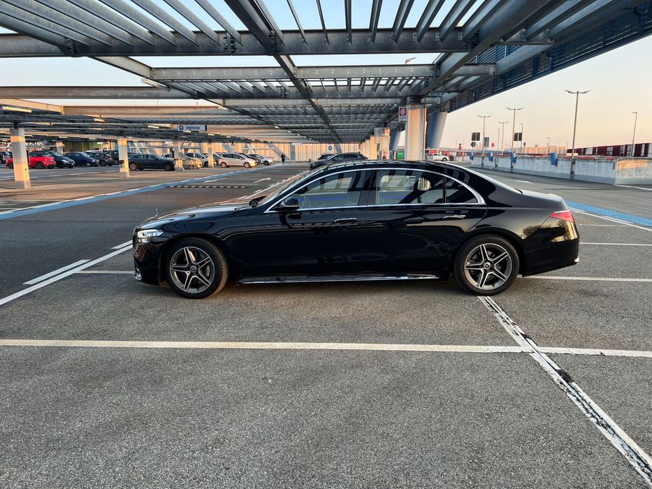 Long,Pachet AMG,Head-up,Garantie,Volan incalzit,punte viratoare,Burmester,Pano,Venti,Masaj,Tableta,Pachetul Chauffeur, Rear Tv,Alcantara,Chaise-Longue