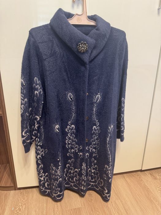 Пальто женское почти новое в отличном состоянии