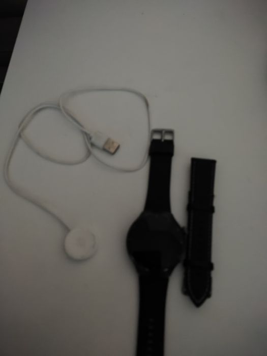Продам смарт часы HW 6 MAX