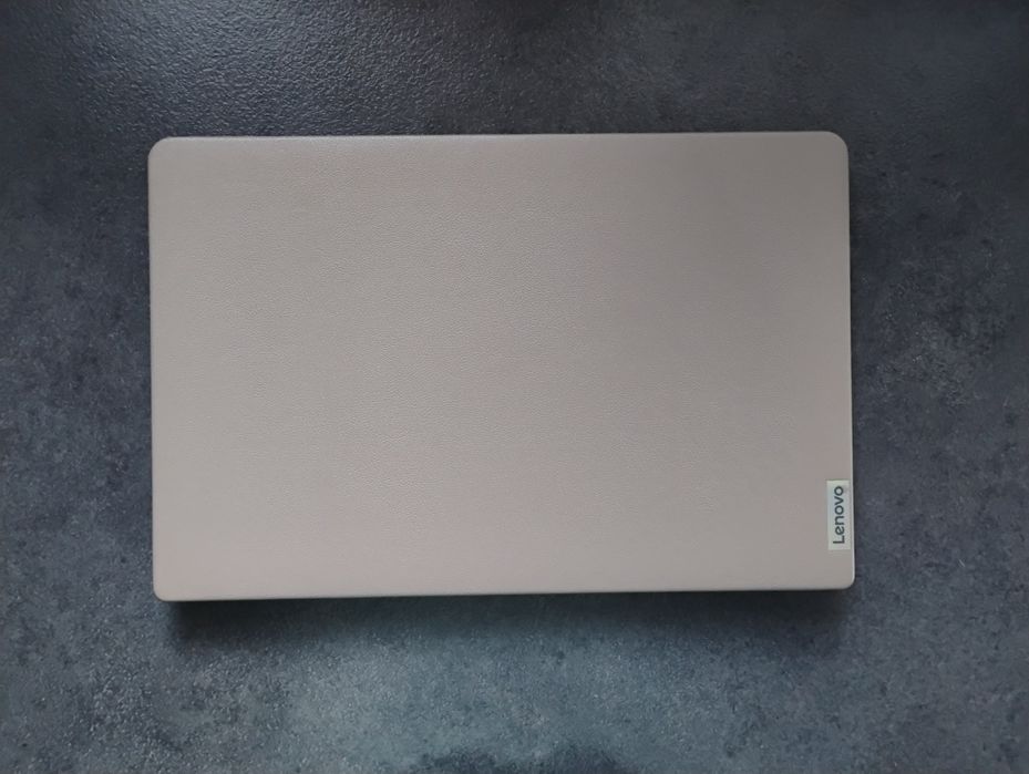 Laptop Lenovo - Ryzen 5 - 5000serie - 24gb - Rx Vega 7