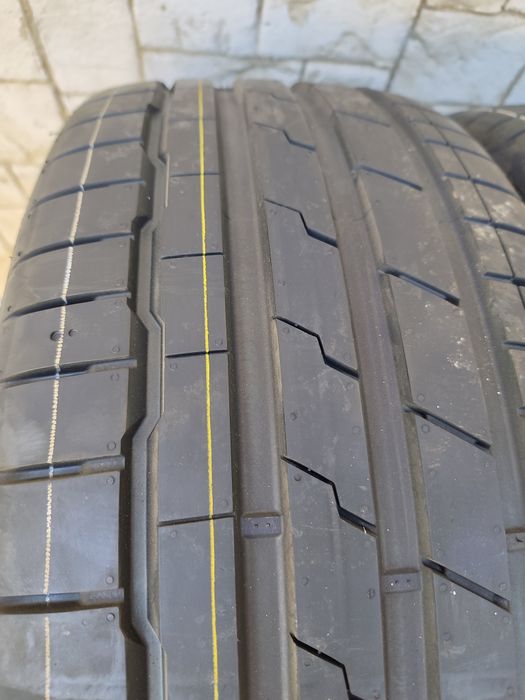 Летни гуми Hankook 255/45/19 Ventus S1 Evo 3 MOE