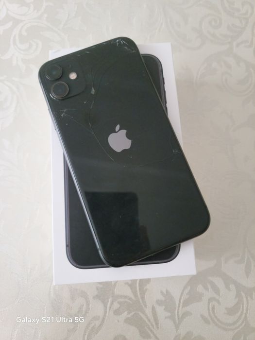 Продам IPhone 11