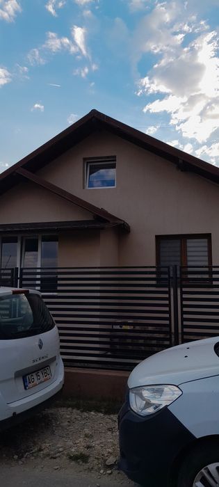 Închiriez casă la 3km de Pitești