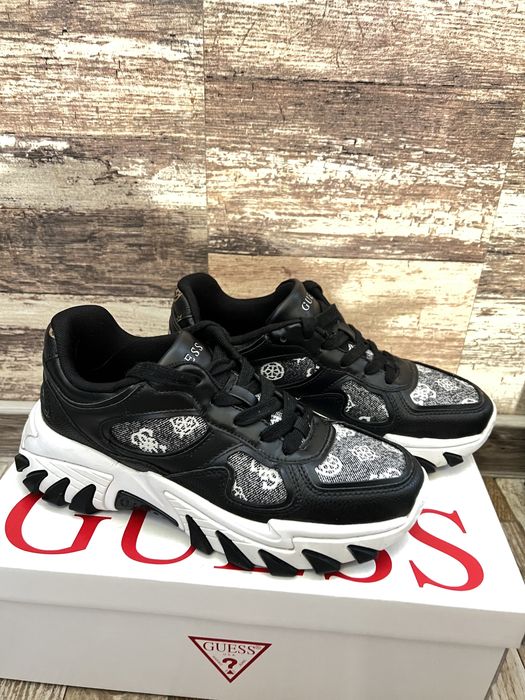 Guess Сникърси 38 номер