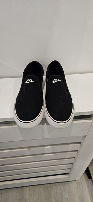 Tenisi barbati Nike Toki Slip Txt