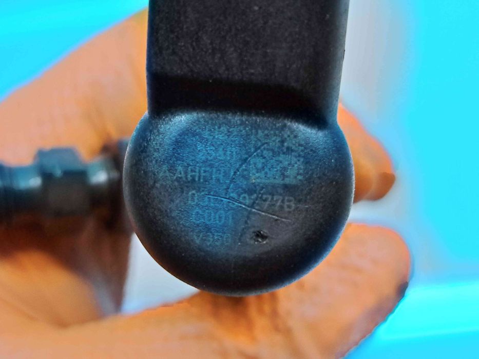 Injector  AUDI A3 (8P1) [Fabr 2003-2012] 03L130277B 1.6 TDI CAYC 77KW