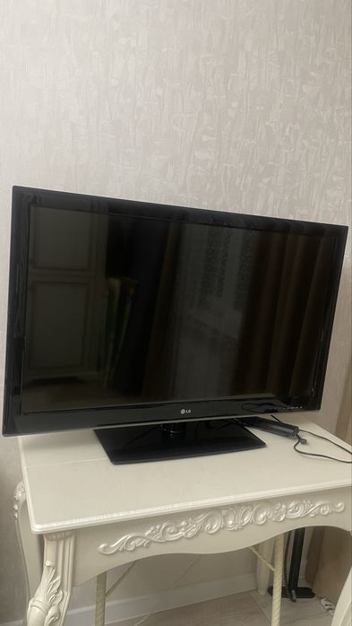 Телевизор LG, в отличном состоянии