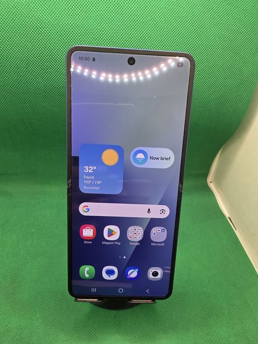 Samsung Z Flip 7 256/12GB•Bateria 100%•Amanet Lazar Crangasi •57701