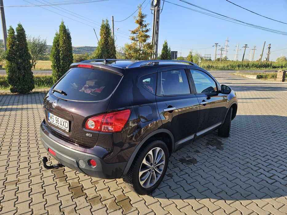 Vând Nissan Qashqai 2009 4X4