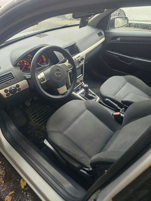 OPEL Astra 2008 — imagine 3