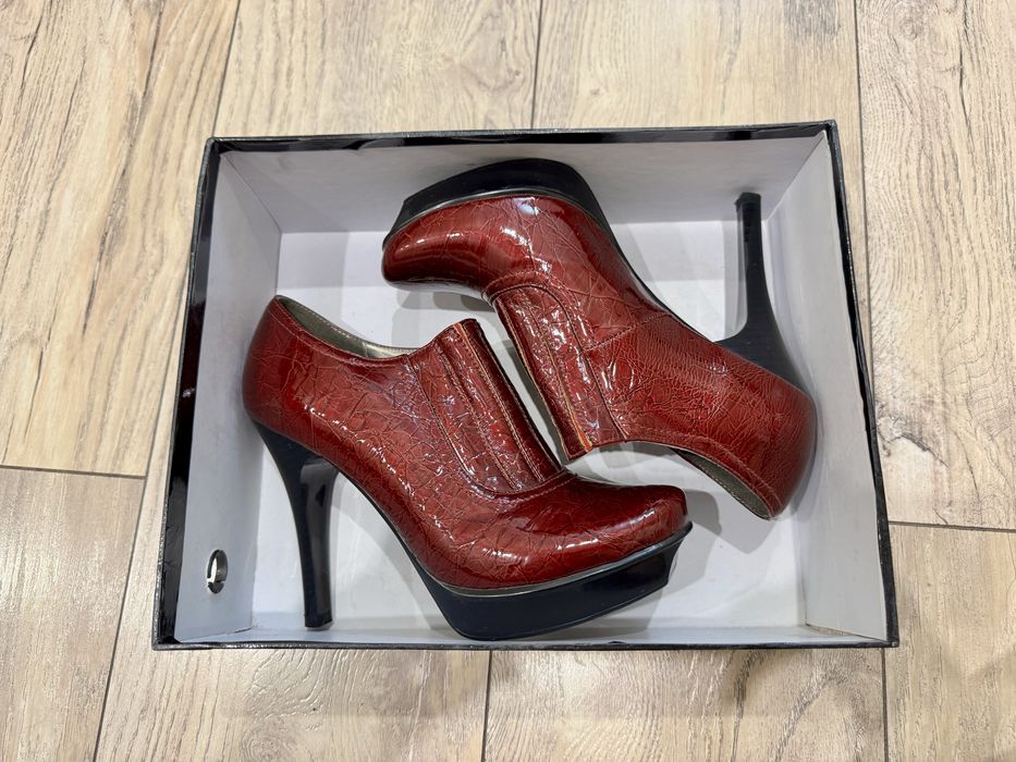 Женские ботильоны