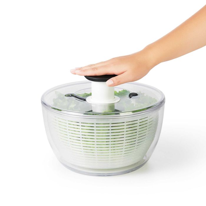 Uscator OXO salata si verdeturi, plastic fara BPA, 26,6cm/4,7L, ca nou