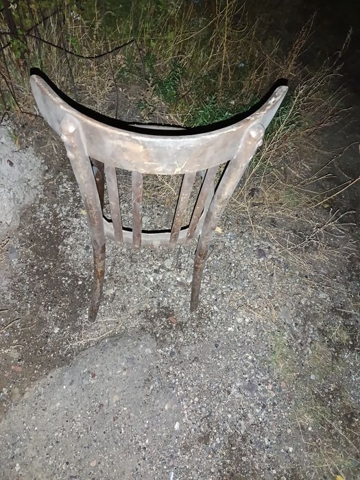 Стул венский нету дна