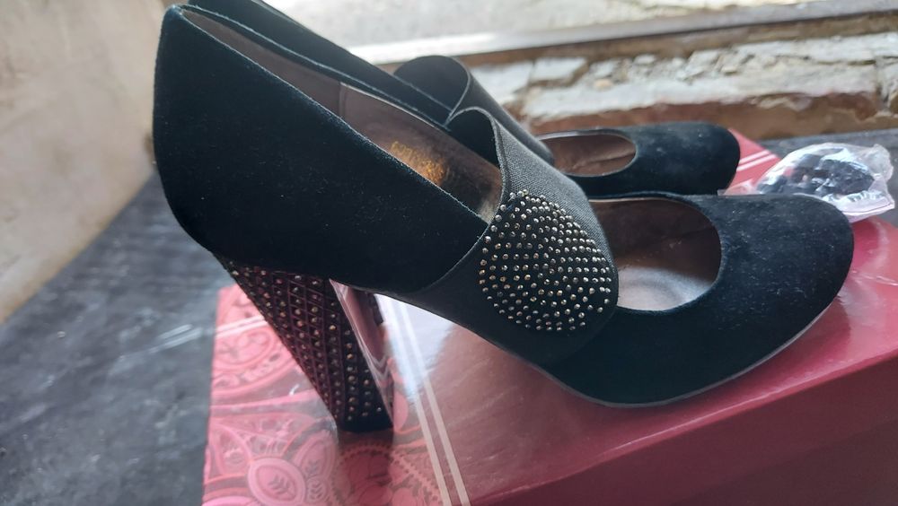 Әйел азаматының киімдері