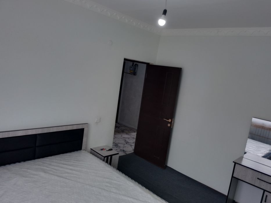 Arenda Mirzo ulug'bek tumani 3 xonali uy .400$