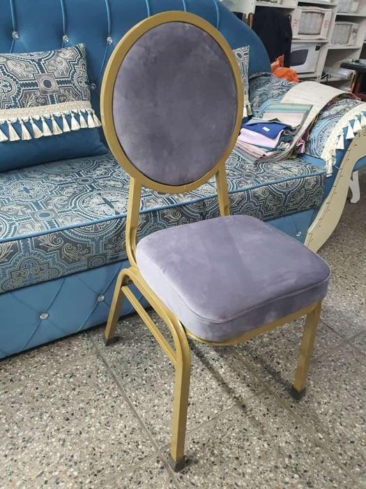 Стулья железные...