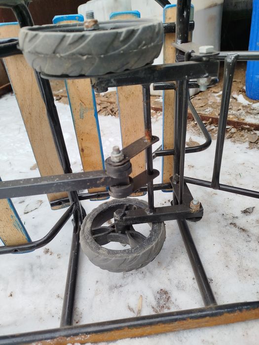 Сани двухместный