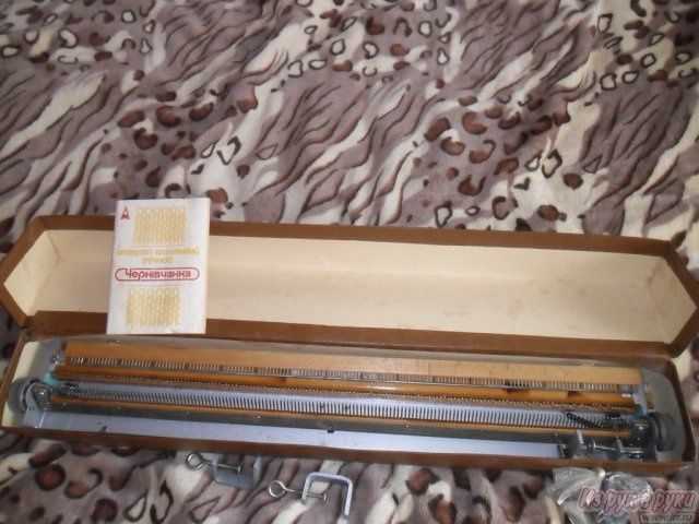 Продается вязальный ручной станок