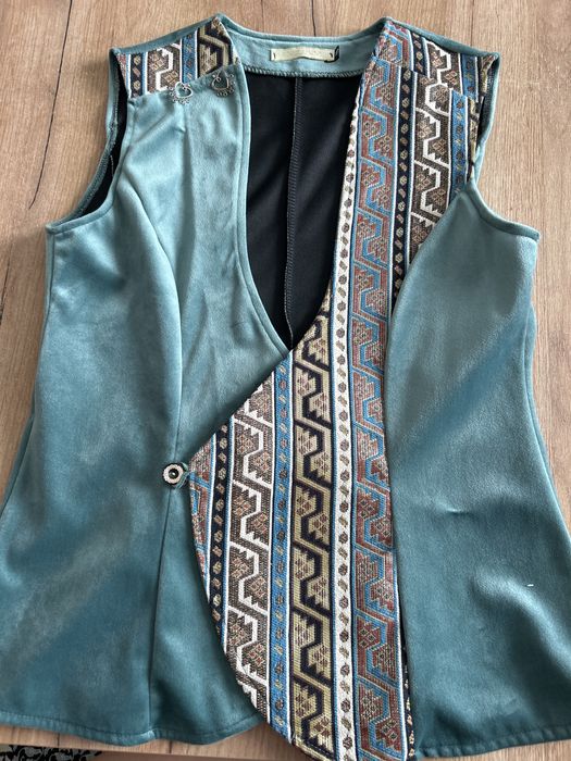 Кажекей камзол 46 размер