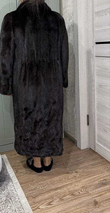 Продам норковую шубу