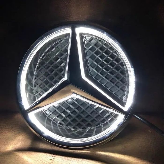 Emblema Logo Mercedes Luminata LED alb CLASA B C GLK W204 X204 W245