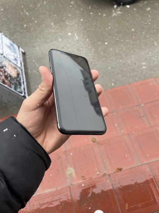 iPhone X 64gb black