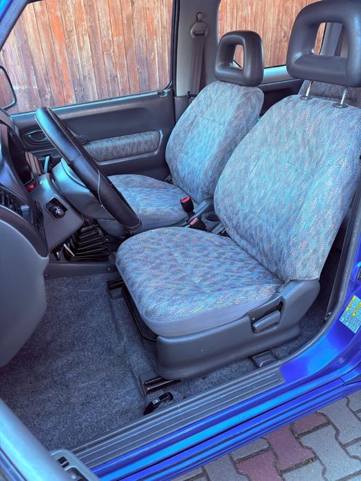 Suzuki Jimny 1.3 benzina-4*4-stare foarte bună