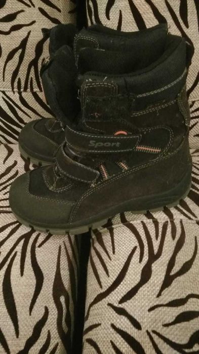 продам зимние сапожки