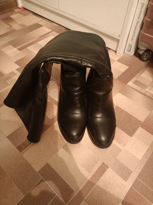 Продам зимний сапоги