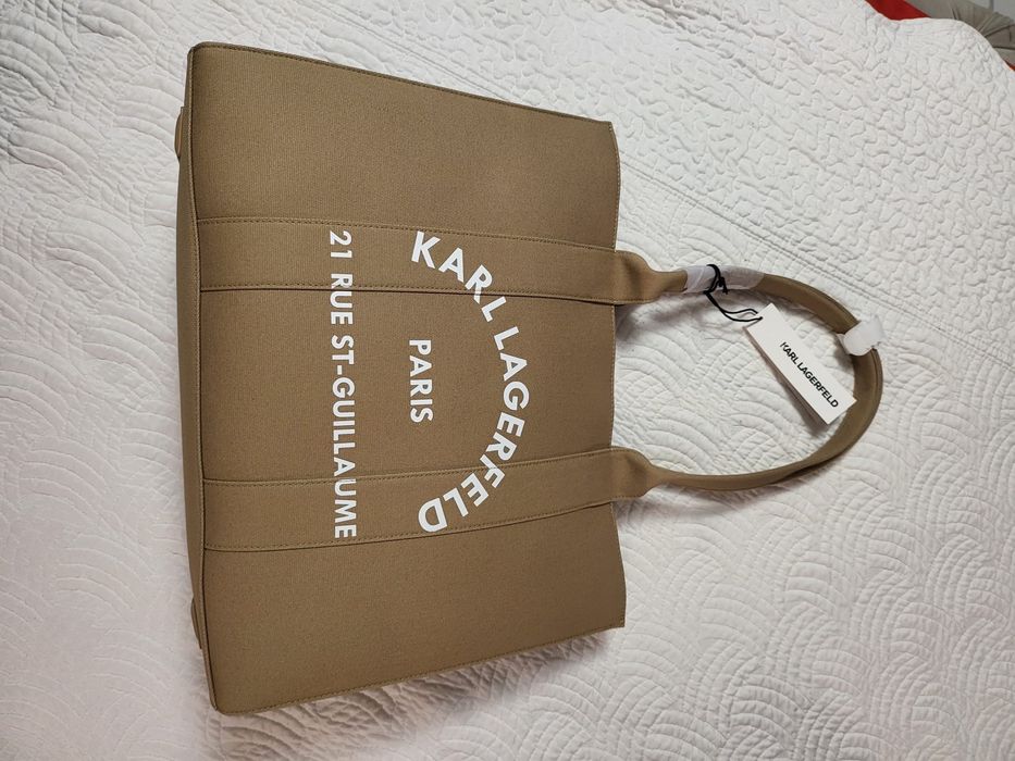 Karl lageferld - geanta mare incapatoare .  Nou cu eticheta !
