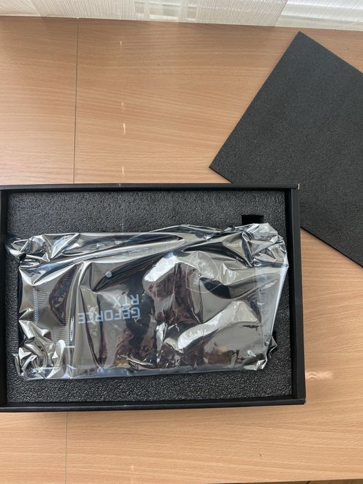 Предлагам msi ge force rtx3060 ventus 2 oc 12 gb картата е в гаранция