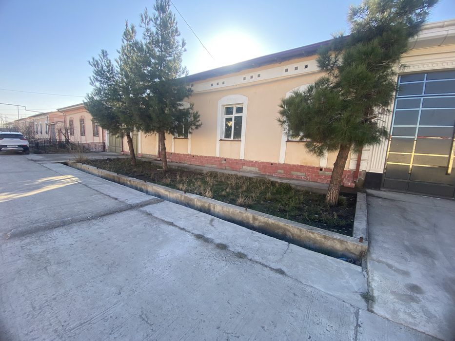 Kottej sotiladi, Jomboy Moylichuqur