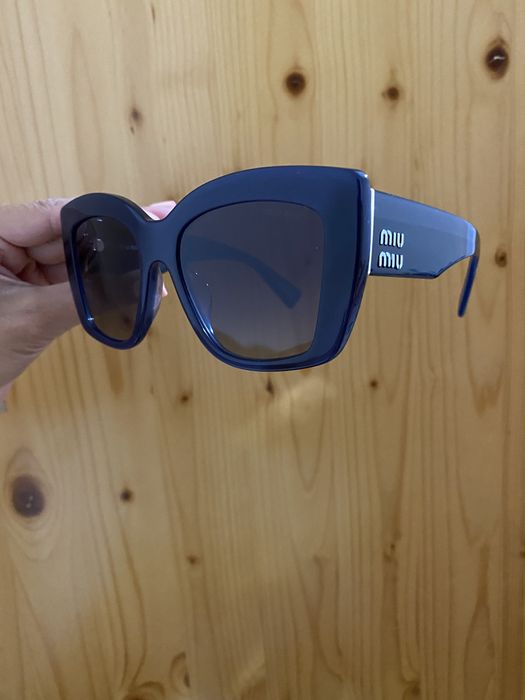слънчеви очила miu miu