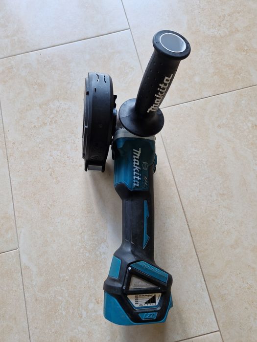 Makita DGA 513 - polizor unghiular 18 V