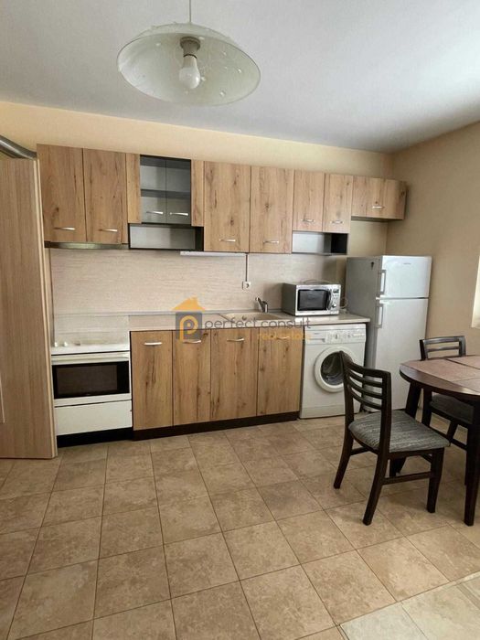 Дава се под наем Двустаен апартамент в Пловдив, Съдийски - 52 кв.м за 375 € - Снимка #2