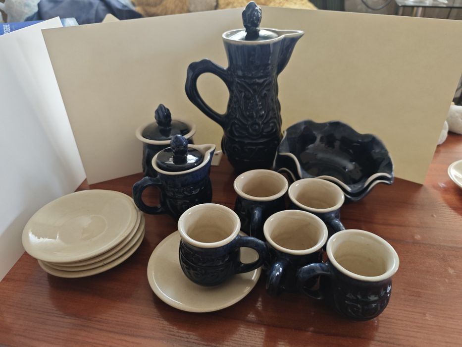 Набор посуды сервиз