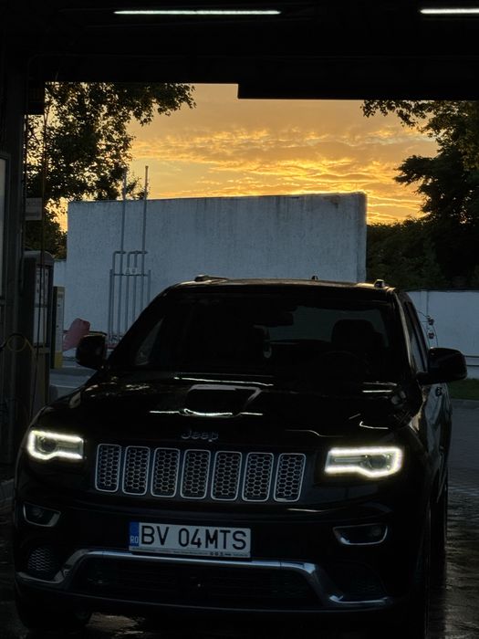 Jeep Grand Cherokee Summit