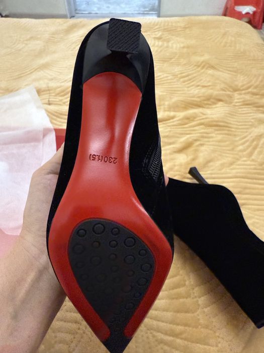 Продам осенние ботильоны бархат