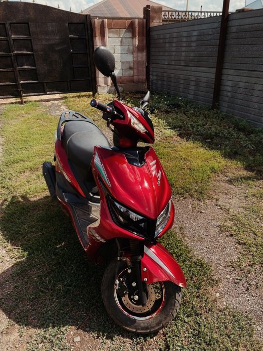 Продам мопед м8 150 куб
