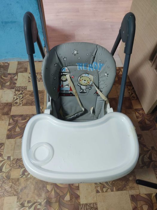 Детский стол қолданылған сатылады