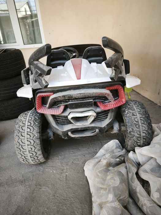 Детская машина 4 матора