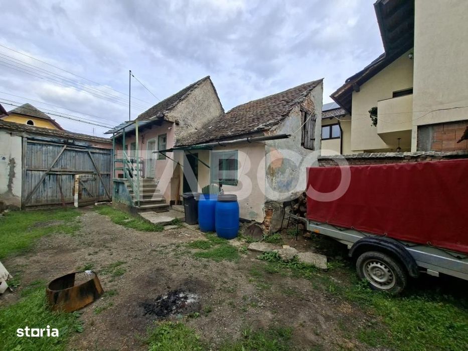 Casa individuala de vanzare in Poplaca -acces auto si strada asfaltata