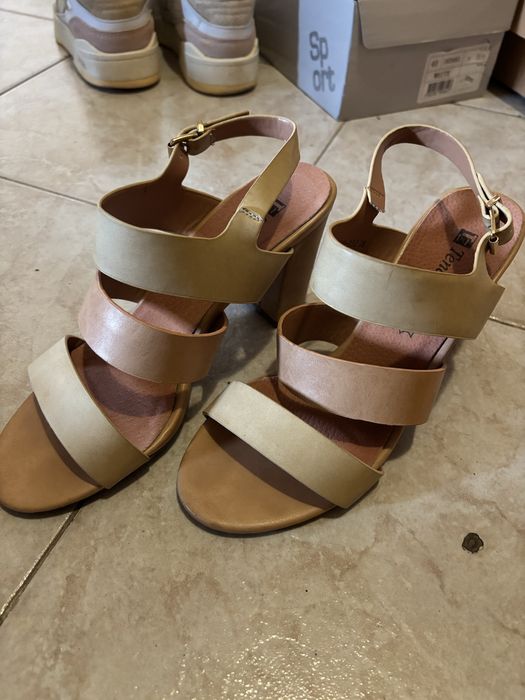 Дамски обувки