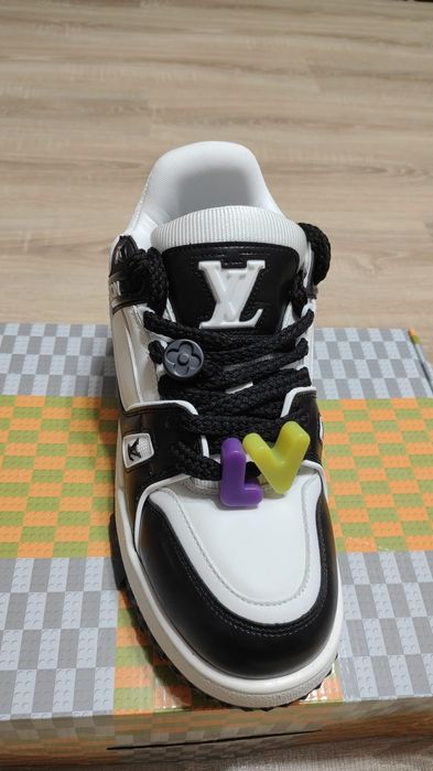 adidași Louis Vuitton